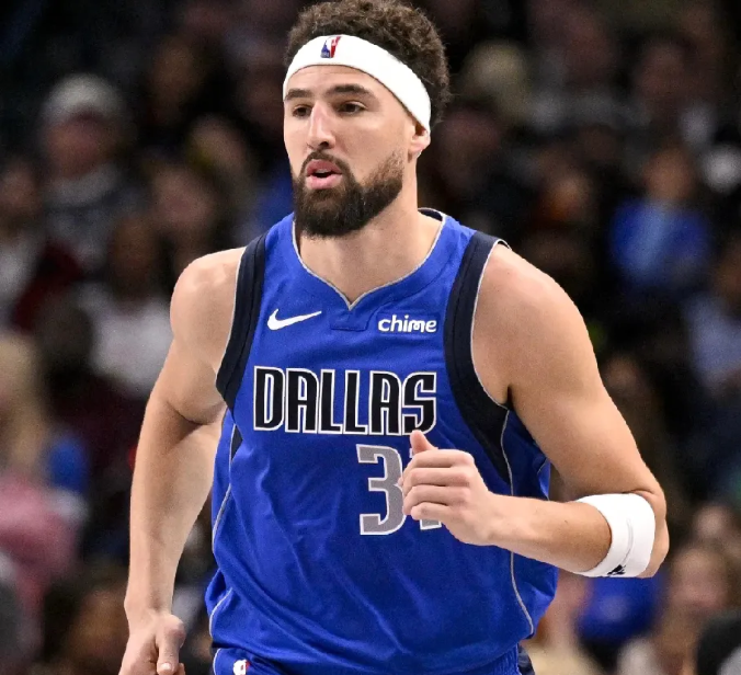 开云APP-独行侠血洗雄鹿,加里纳利爆发神勇的简单介绍