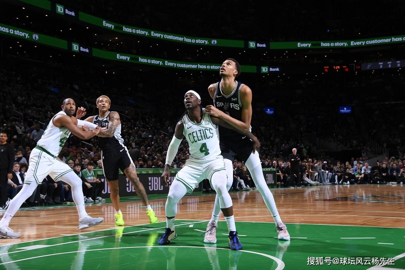 开云体育-马刺鏖战土耳其男篮，塔图姆完成帽子戏法