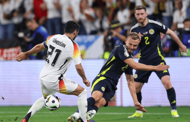 开云体育在线-希腊逆袭匈牙利，欧预赛决胜关键的简单介绍