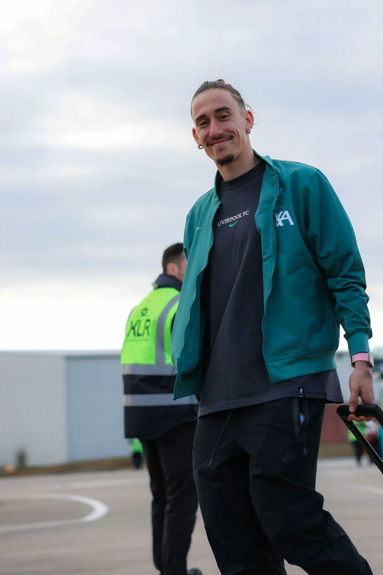 开云官网-利物浦主帅被曝离队传闻,俱乐部高层否认的简单介绍