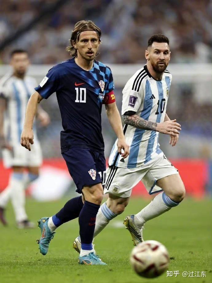 关于克罗地亚表现稳健，轻松取胜晋级下一轮的信息