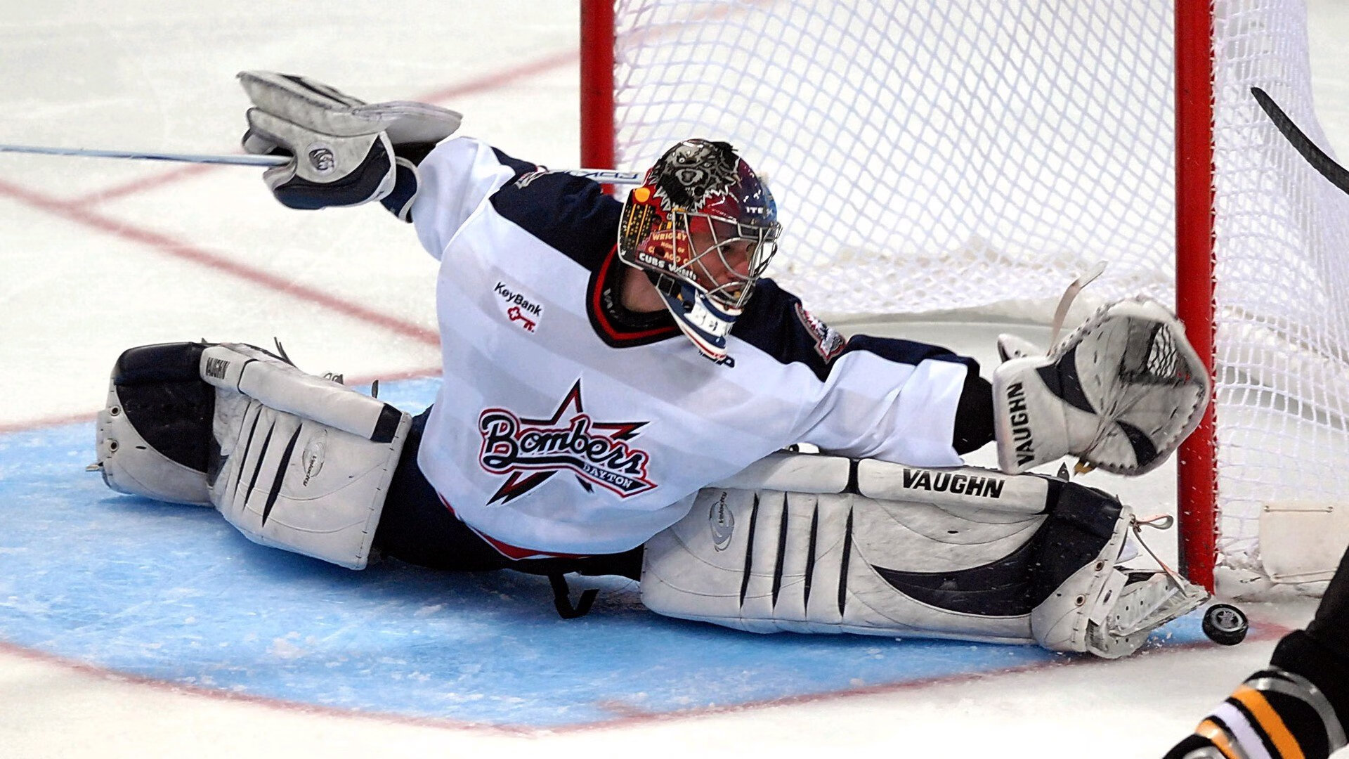 开云体育直播-奇才完胜辽宁队，爱德华兹在季后赛抢七接管比赛的启示