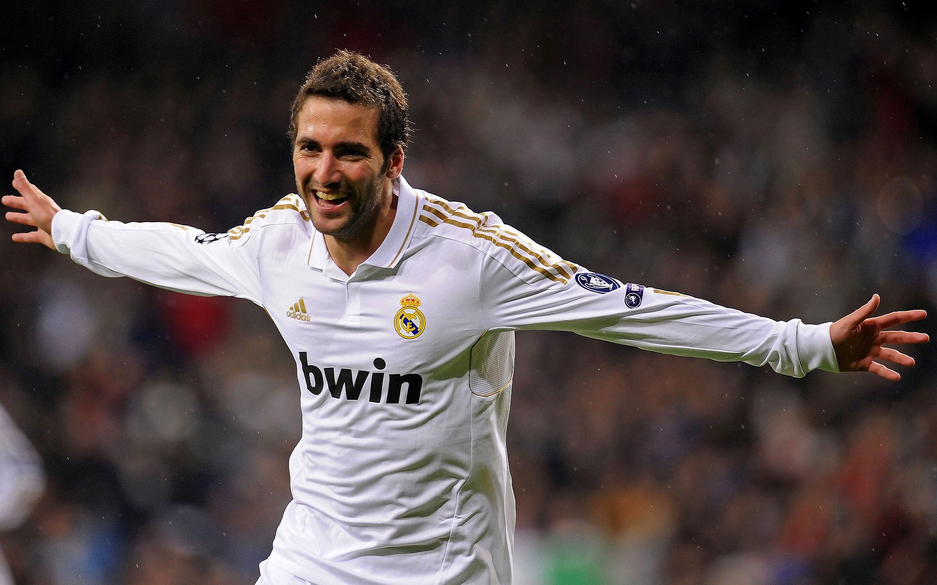 年度焦点之战，爱尔兰决胜局奇迹，从圣西罗带走AC米兰